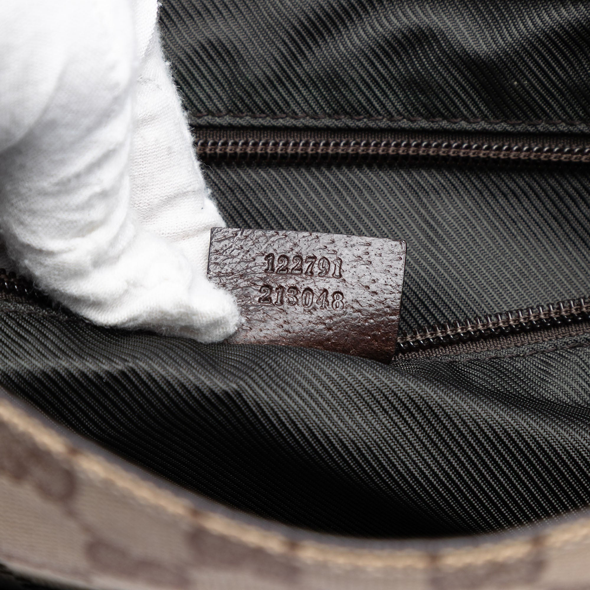 GG Canvas Crossbody - Image 6