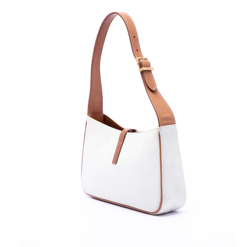 Canvas and Leather Le 5 a 7 - Image 2