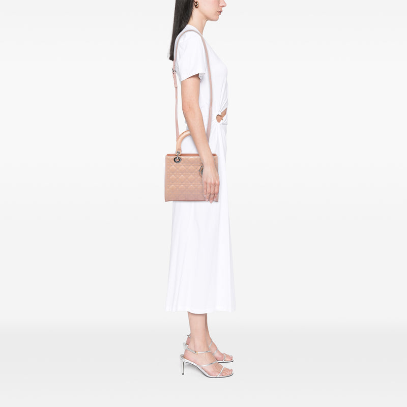 Medium Patent Cannage Lady Dior - Image 5