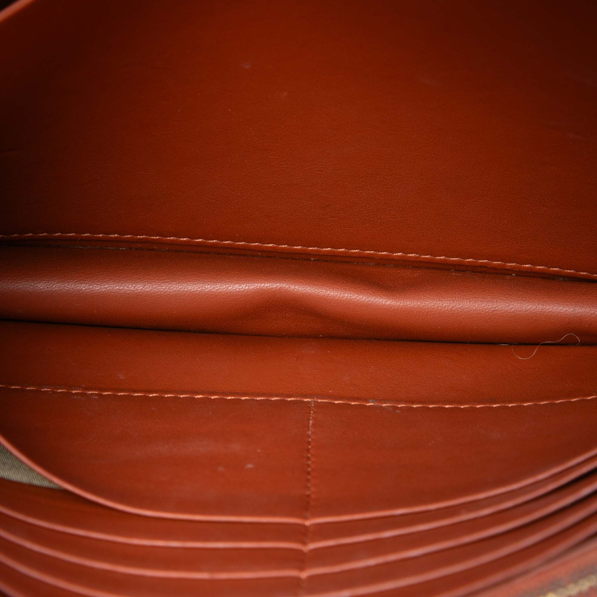 Leather Frame Wallet on Chain - Image 4