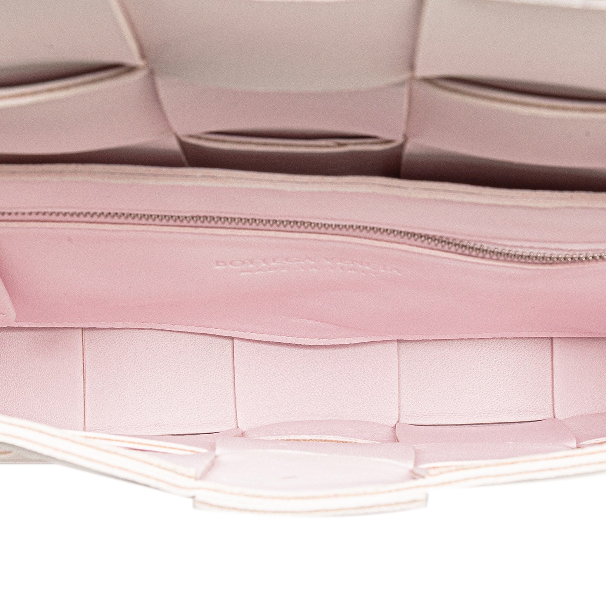 Nappa Intrecciato Cassette Crossbody - Image 4