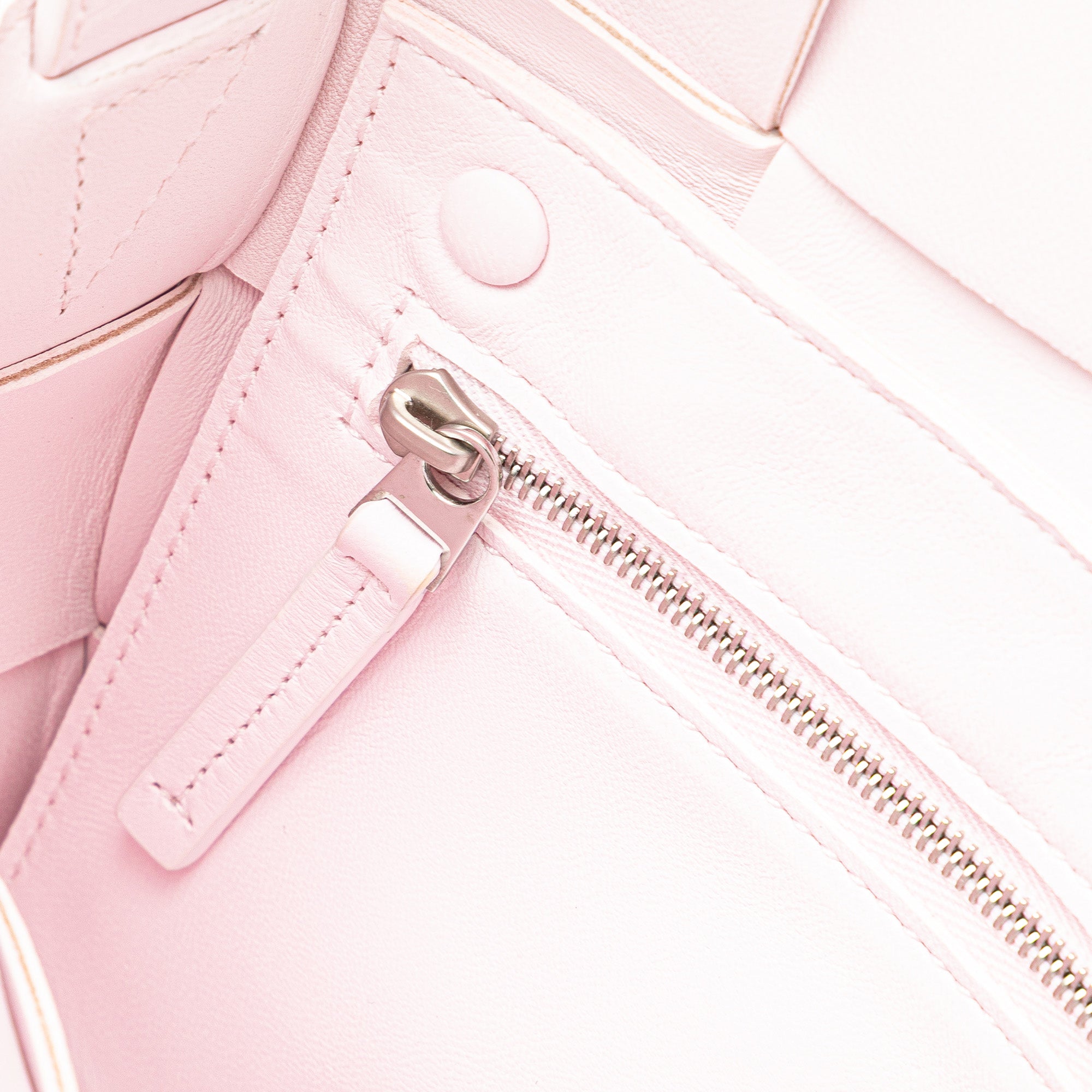 Nappa Intrecciato Cassette Crossbody - Image 7