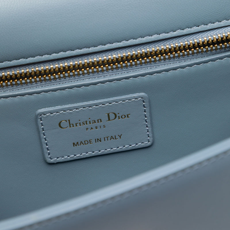 Leather 30 Montaigne Flap - Image 5