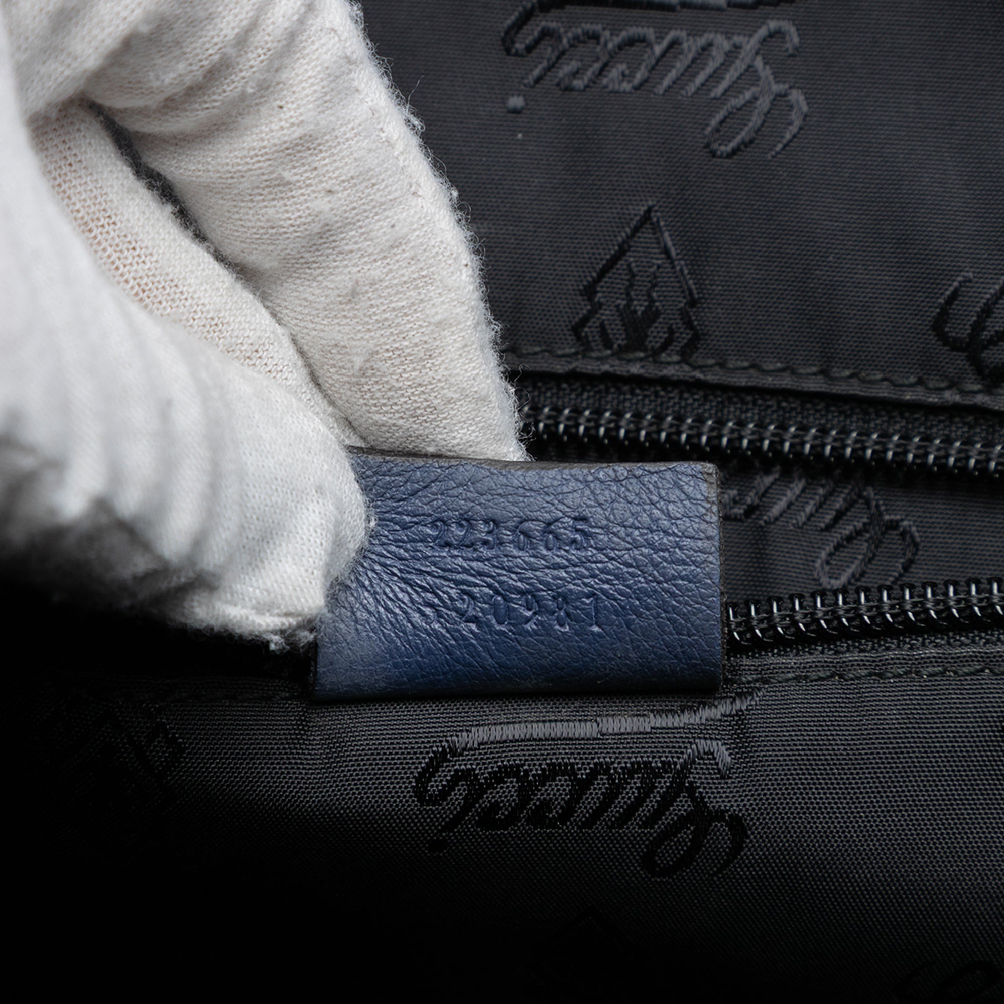 Guccissima Messenger Bag - Image 6