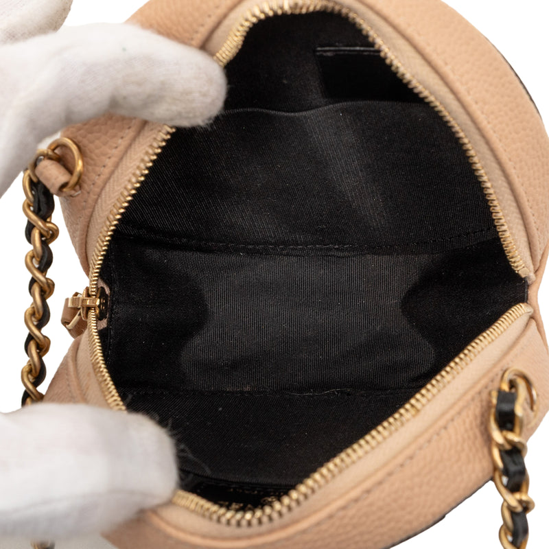 Caviar CC Filigree Round Crossbody - Image 4