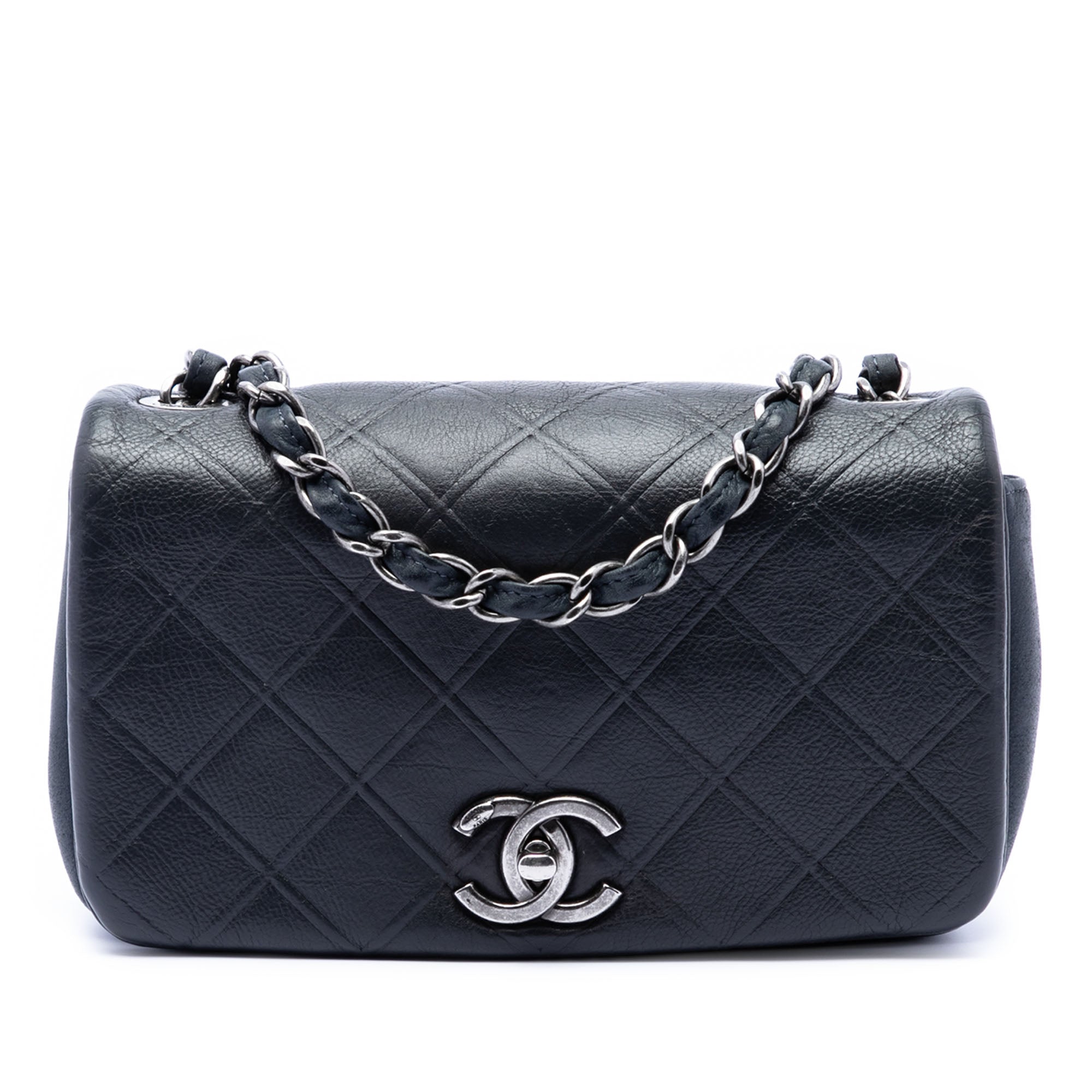 Small Diamond Embossed Calfskin New Chic Flap - Image 1