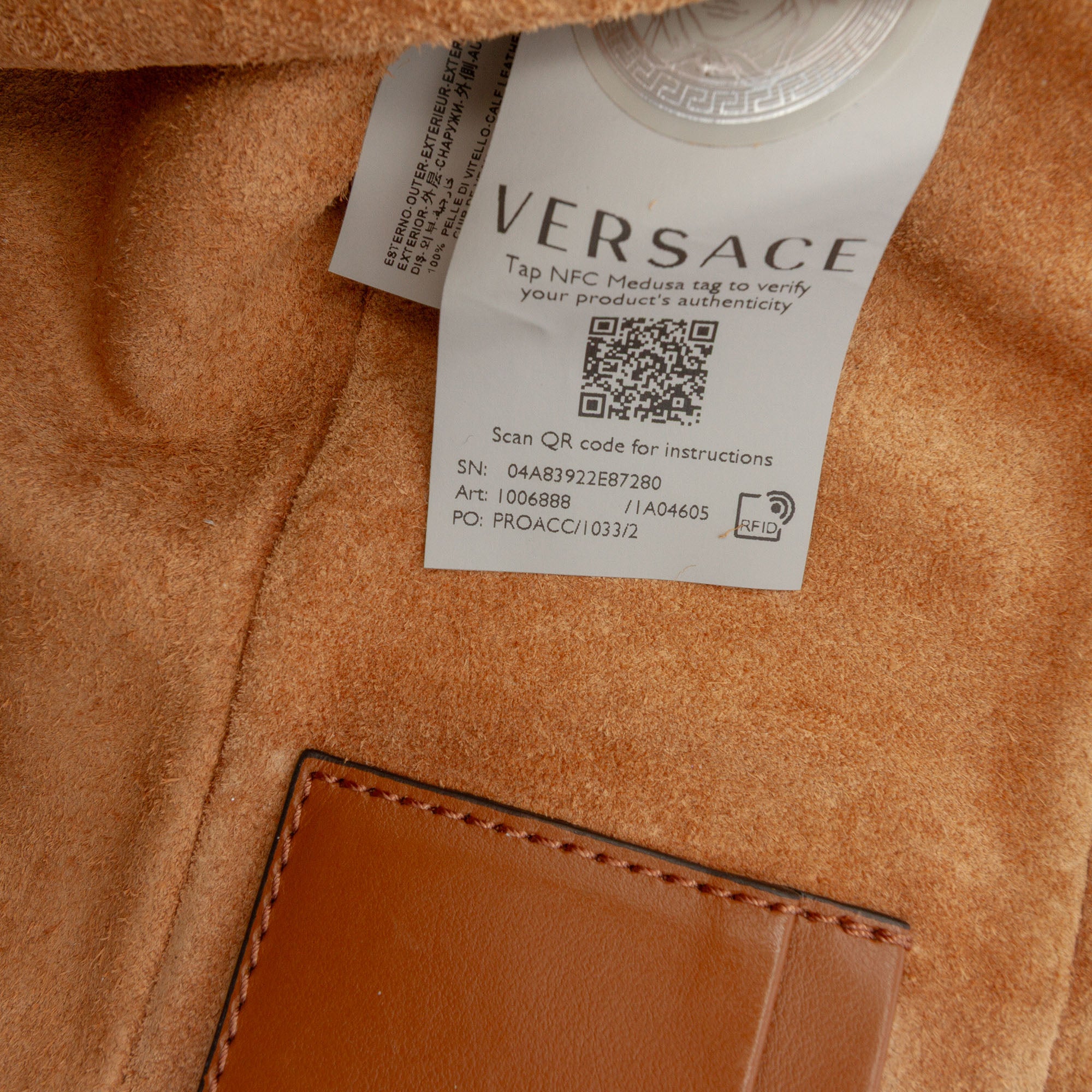 Leather V Greca Signature Belt Bag - Image 6