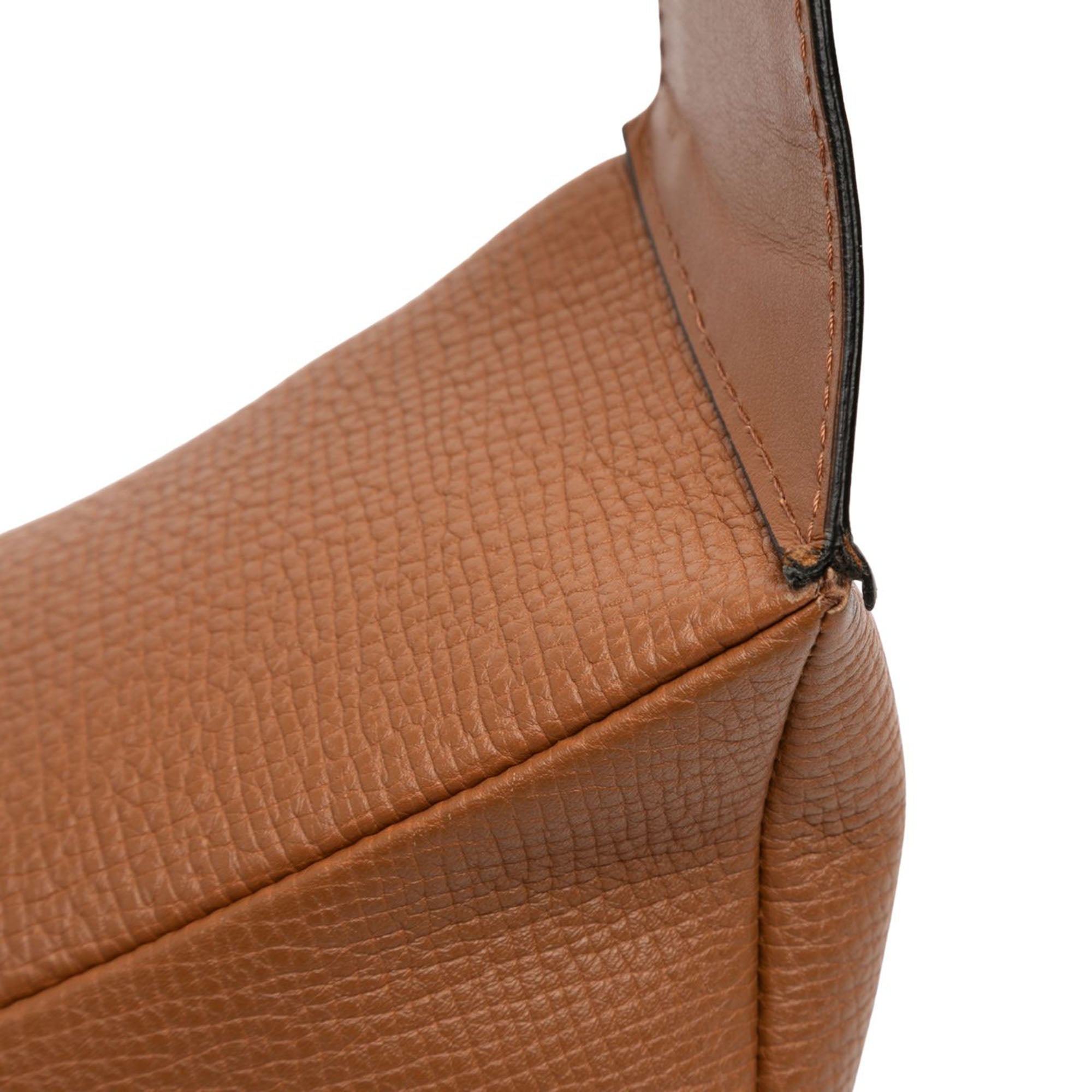 Leather V Greca Signature Belt Bag - Image 9