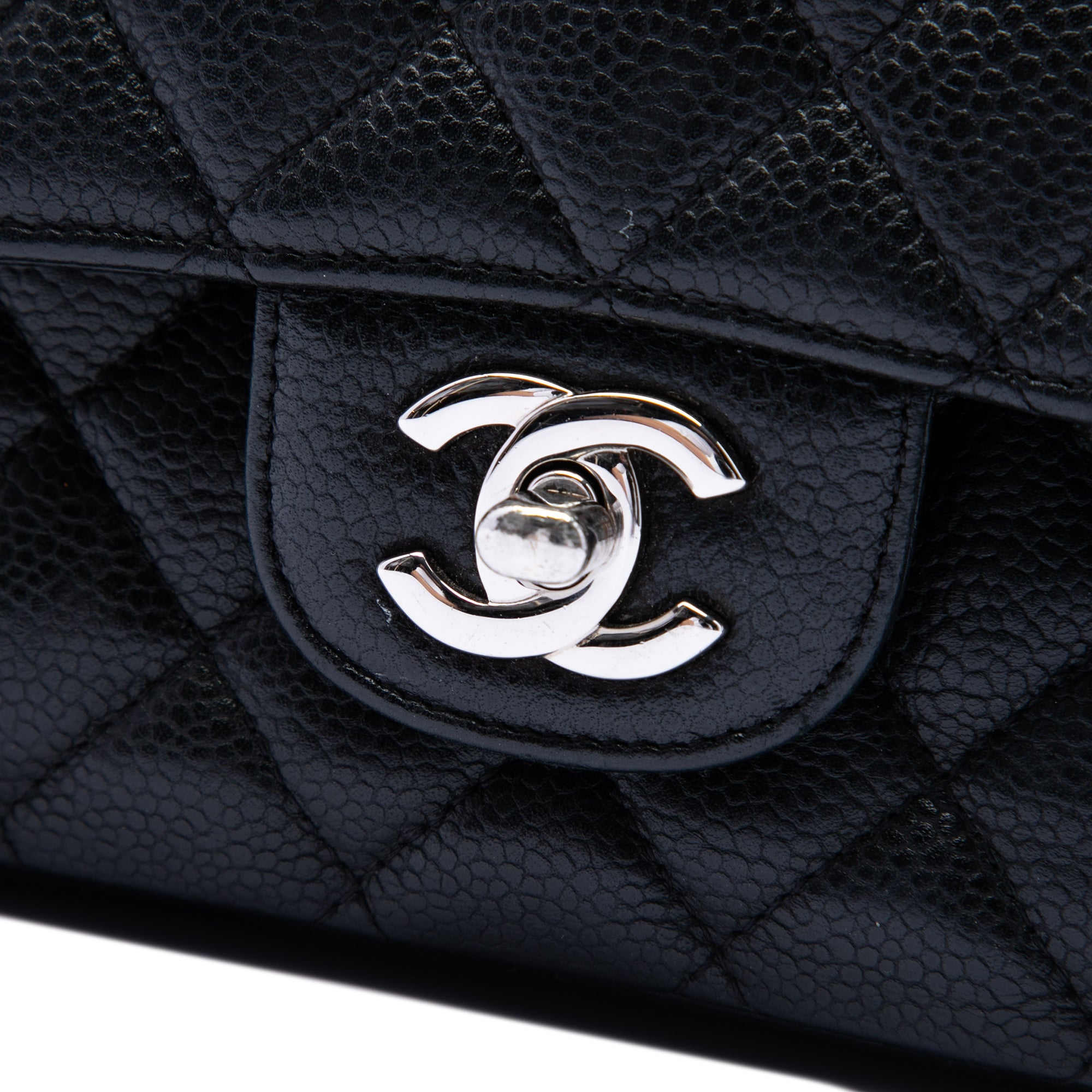 Medium Classic Caviar Double Flap - Image 5