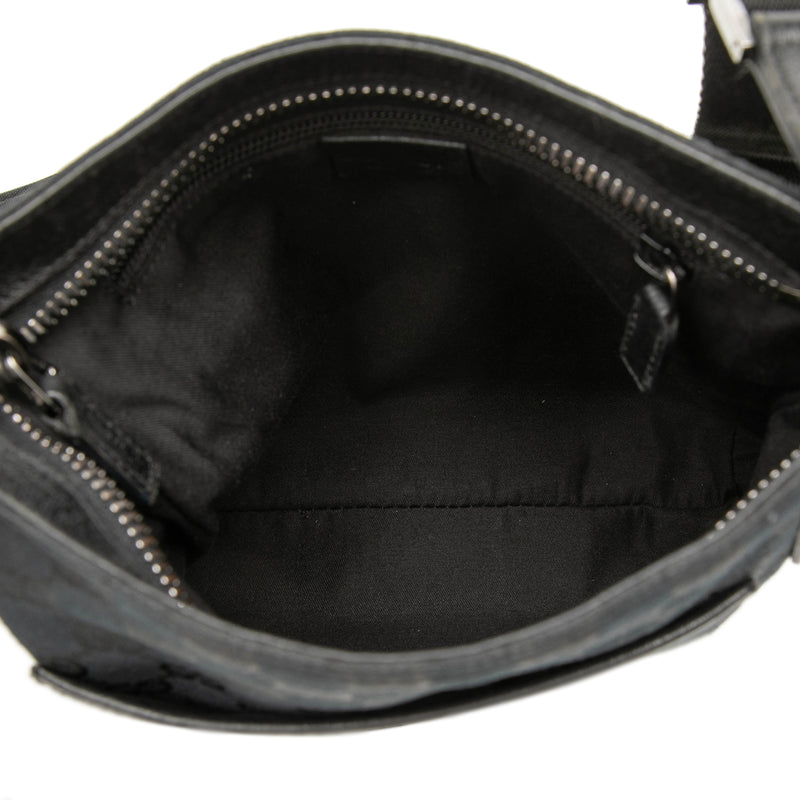 GG Canvas Crossbody - Image 4
