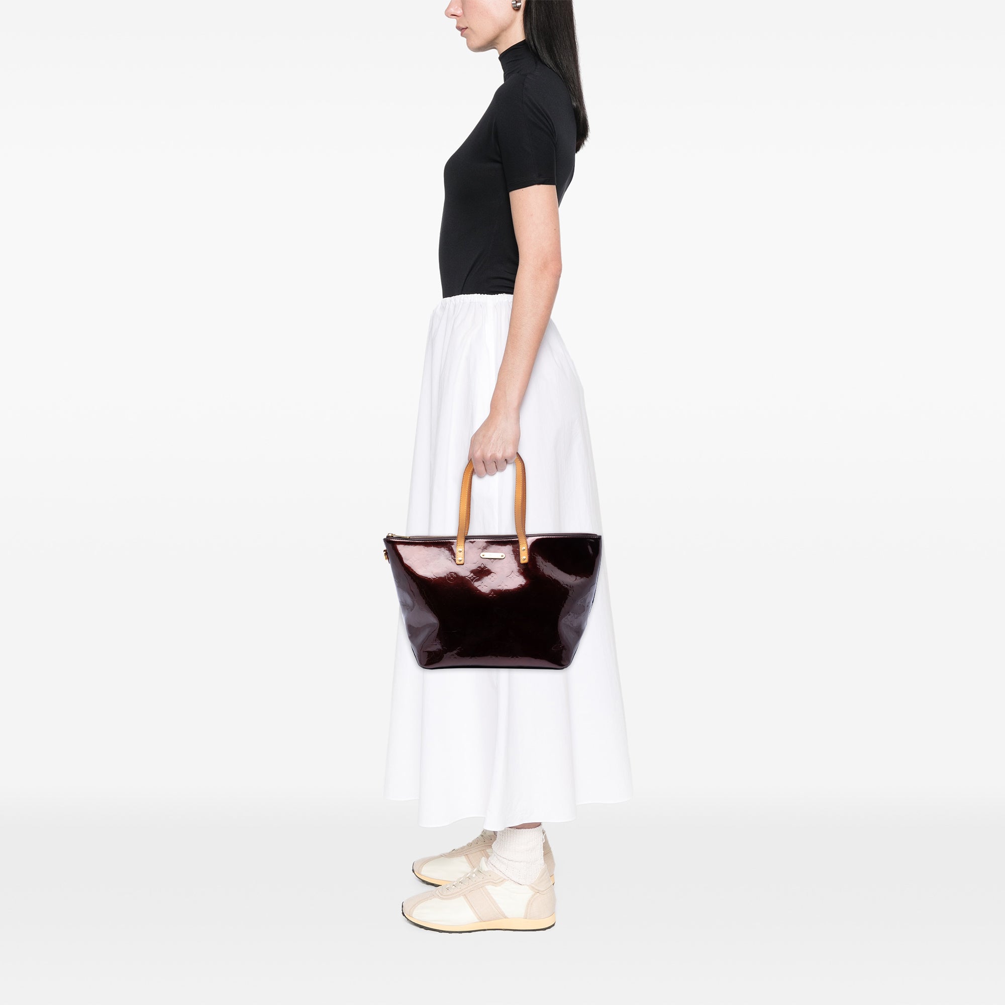 Monogram Vernis Bellevue GM - Image 6