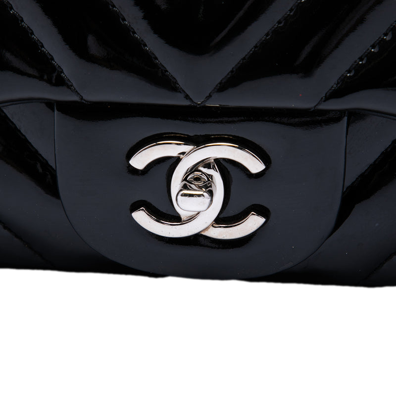 Jumbo Classic Chevron Patent Single Flap - Image 5