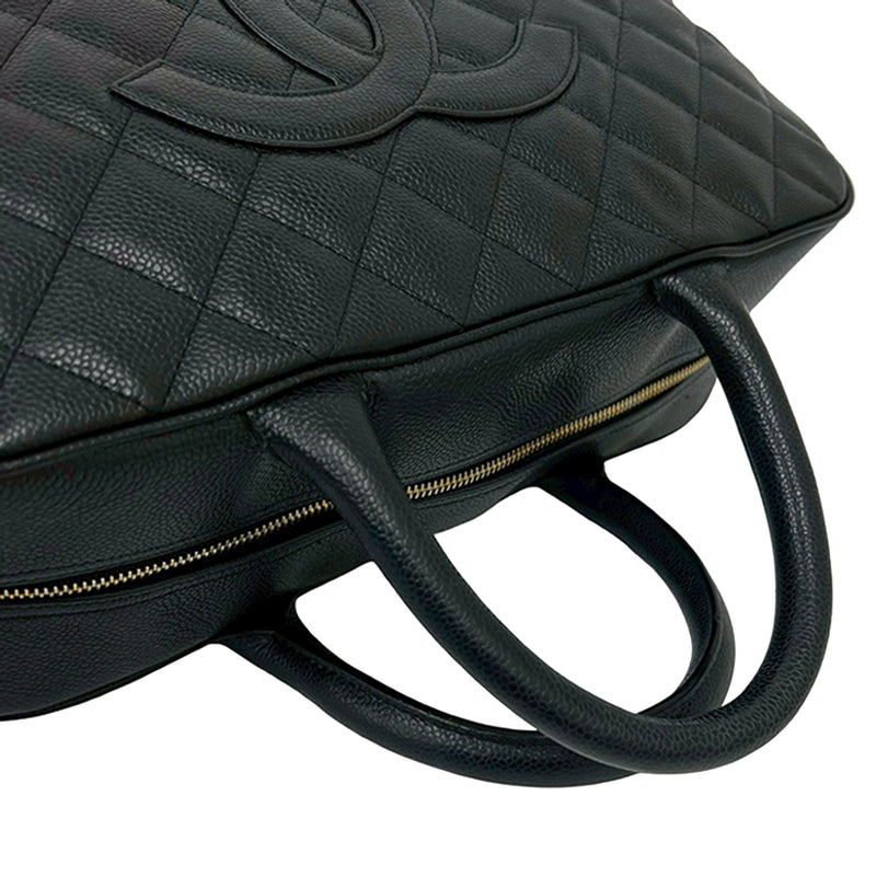 Large CC Quilted Caviar Bowler Bag - Image 6