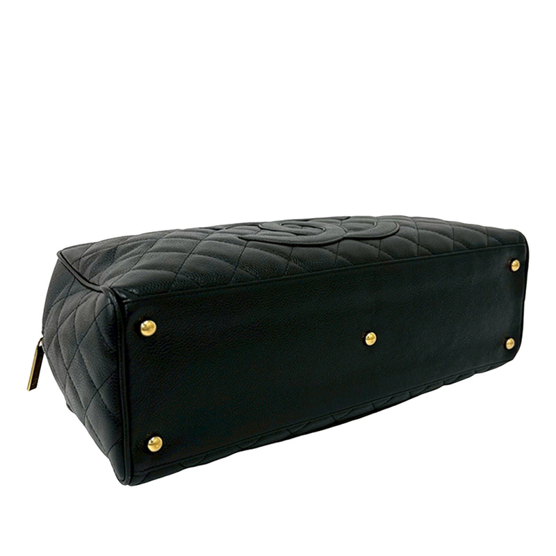 Large CC Quilted Caviar Bowler Bag - Image 9