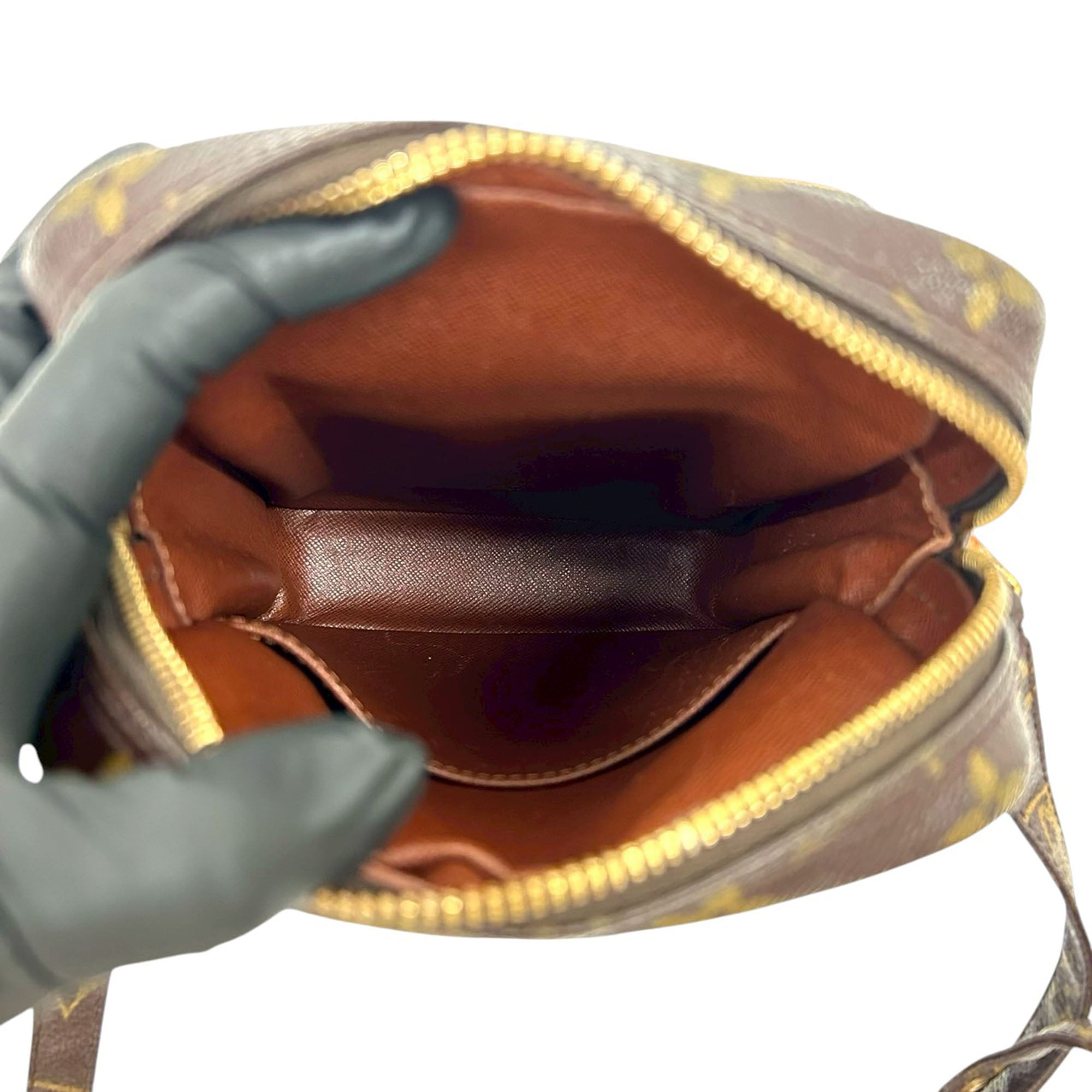 Monogram Amazone - Image 3