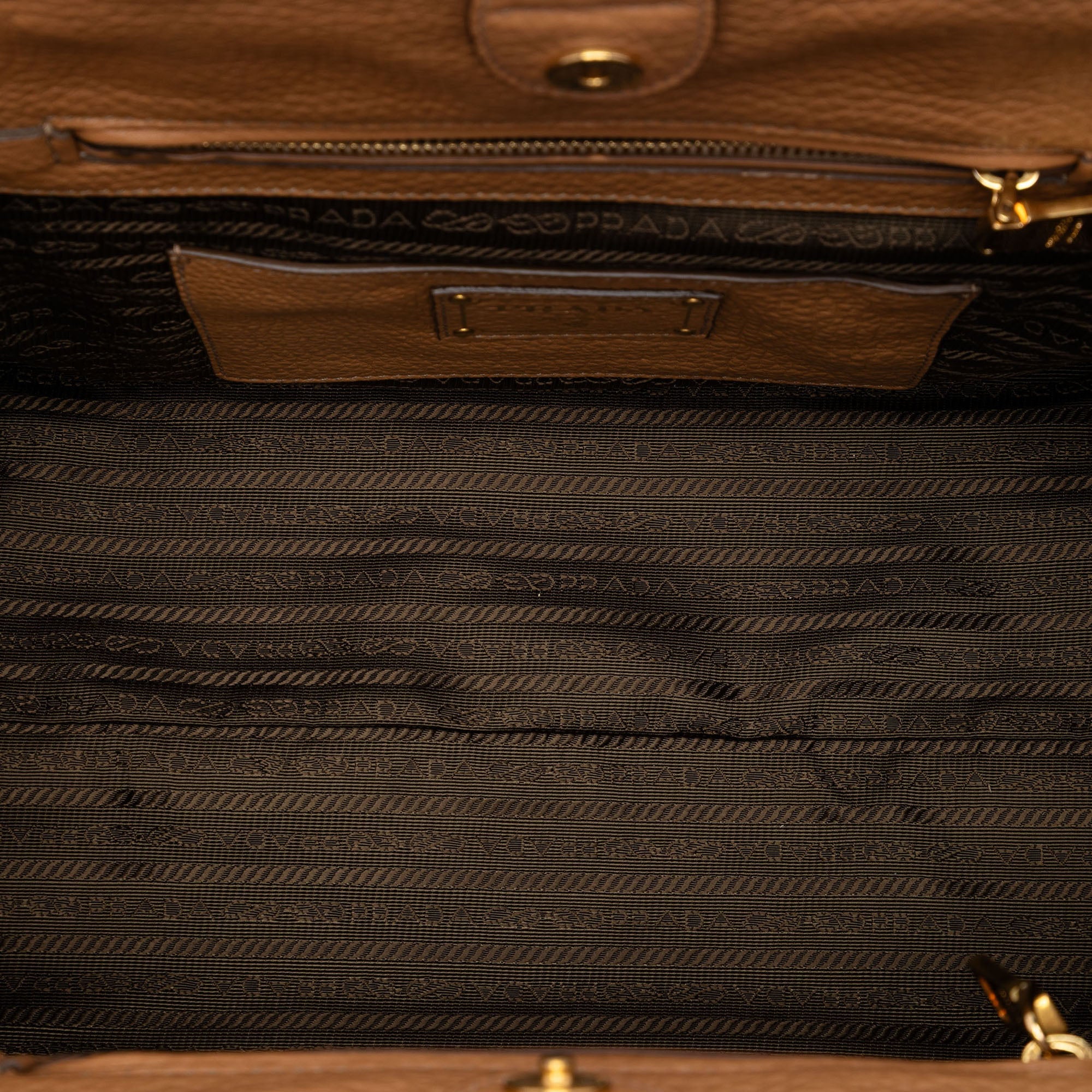 Vitello Daino Front Pocket Open Convertible Tote - Image 4