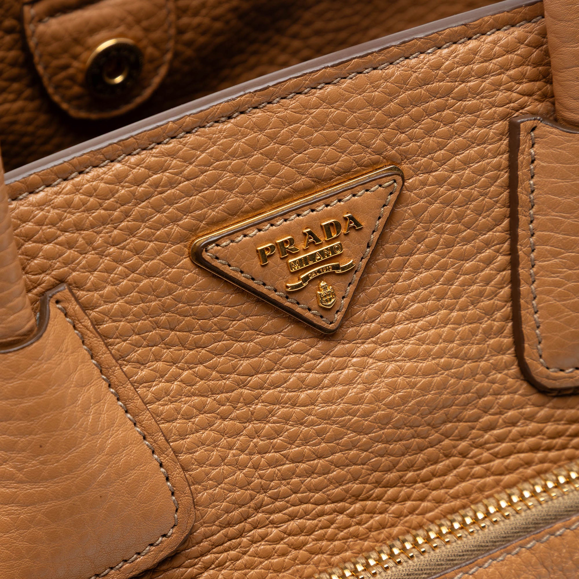 Vitello Daino Front Pocket Open Convertible Tote - Image 5