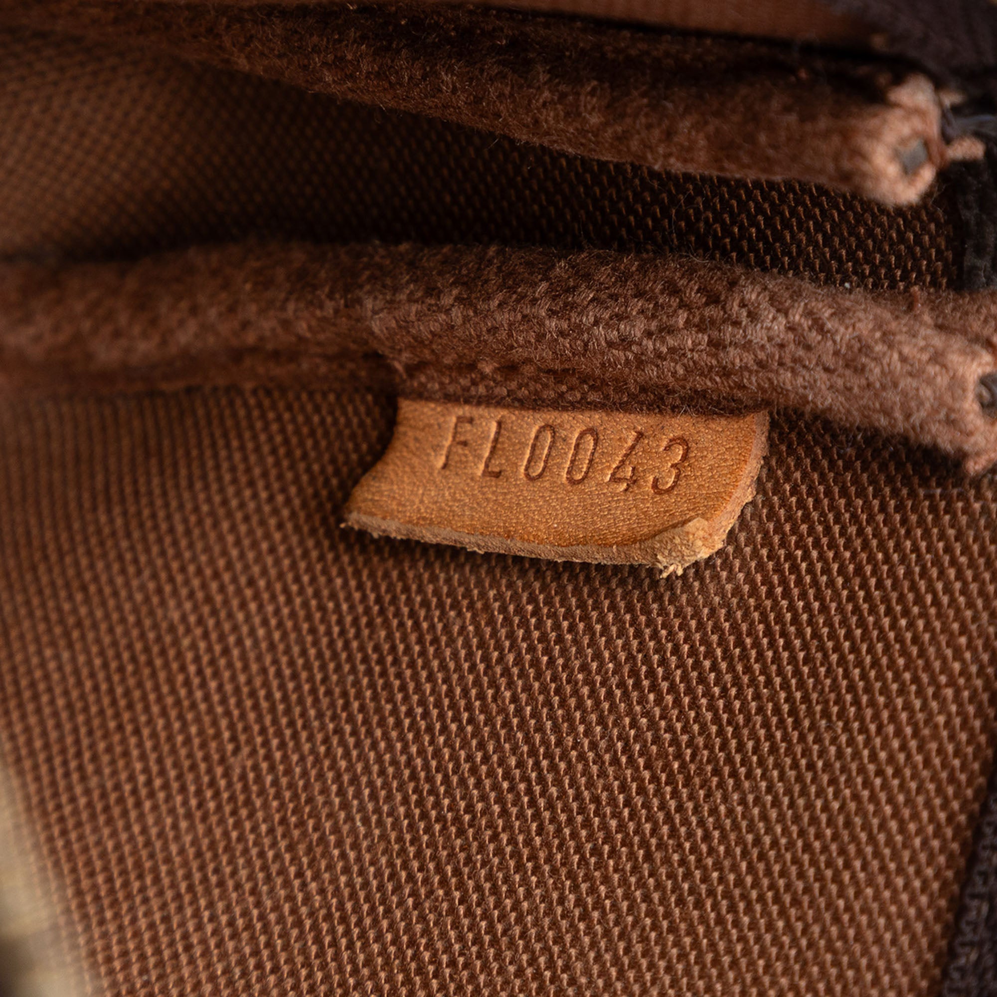 Monogram Mini Pochette Accessoires - Image 5