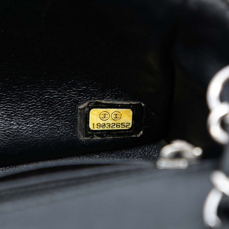 Mini Rectangular Classic Pure Patent Single Flap - Image 6