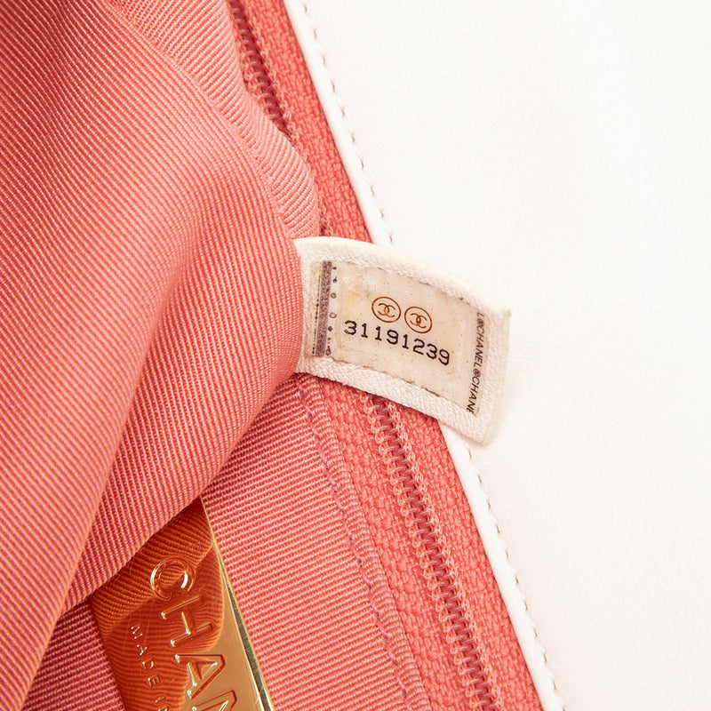 Medium Lambskin 19 Flap - Image 6