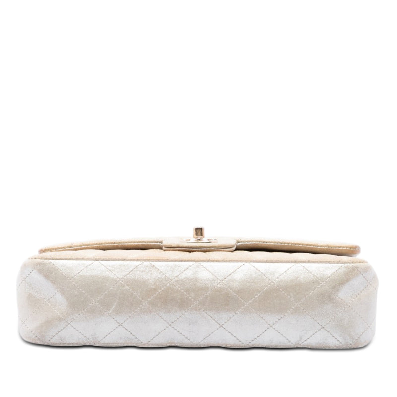 Medium Classic Iridescent Lambskin Double Flap - Image 3