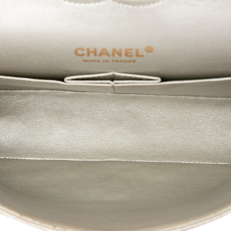 Medium Classic Iridescent Lambskin Double Flap - Image 4