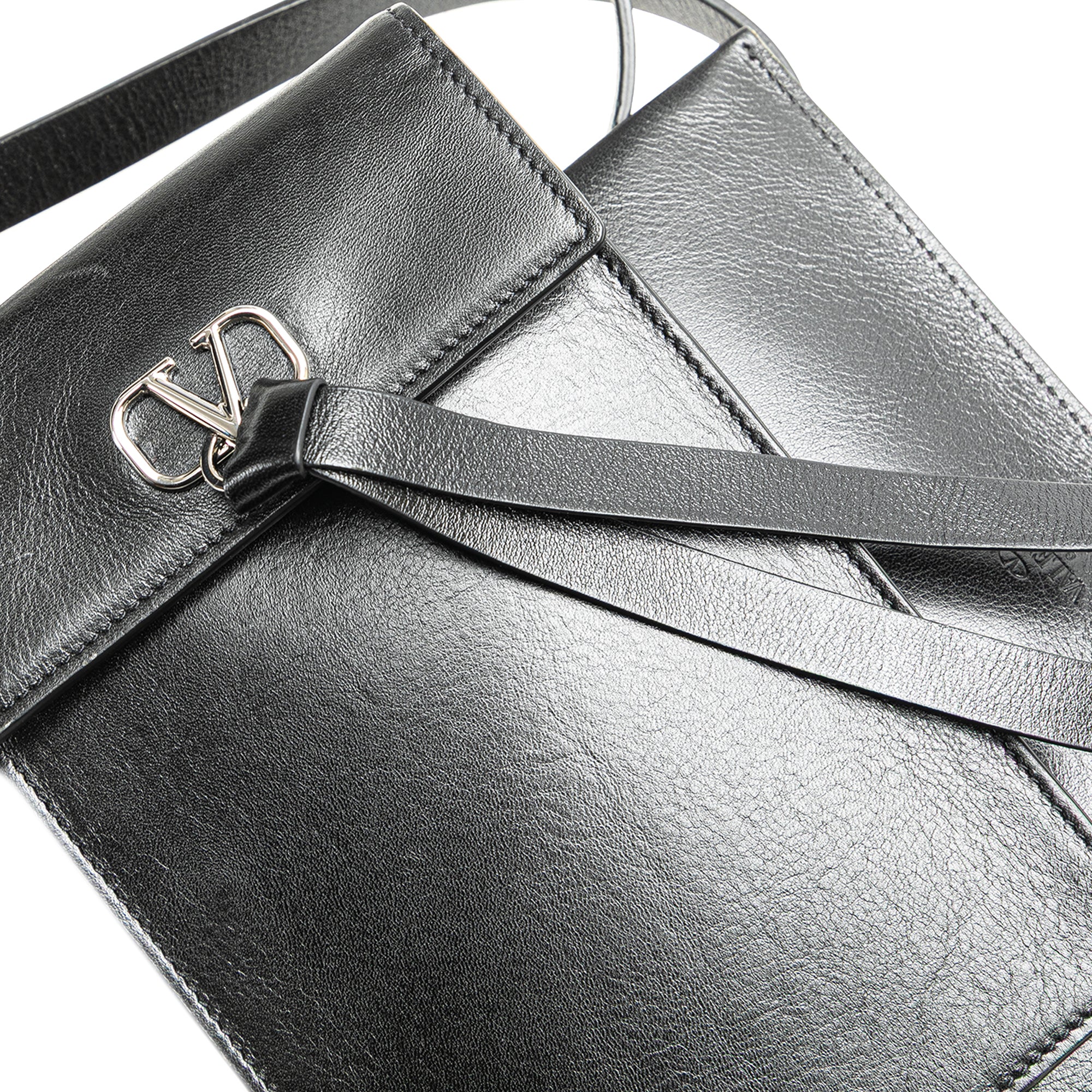 Leather VRing Neck Pouch - Image 10
