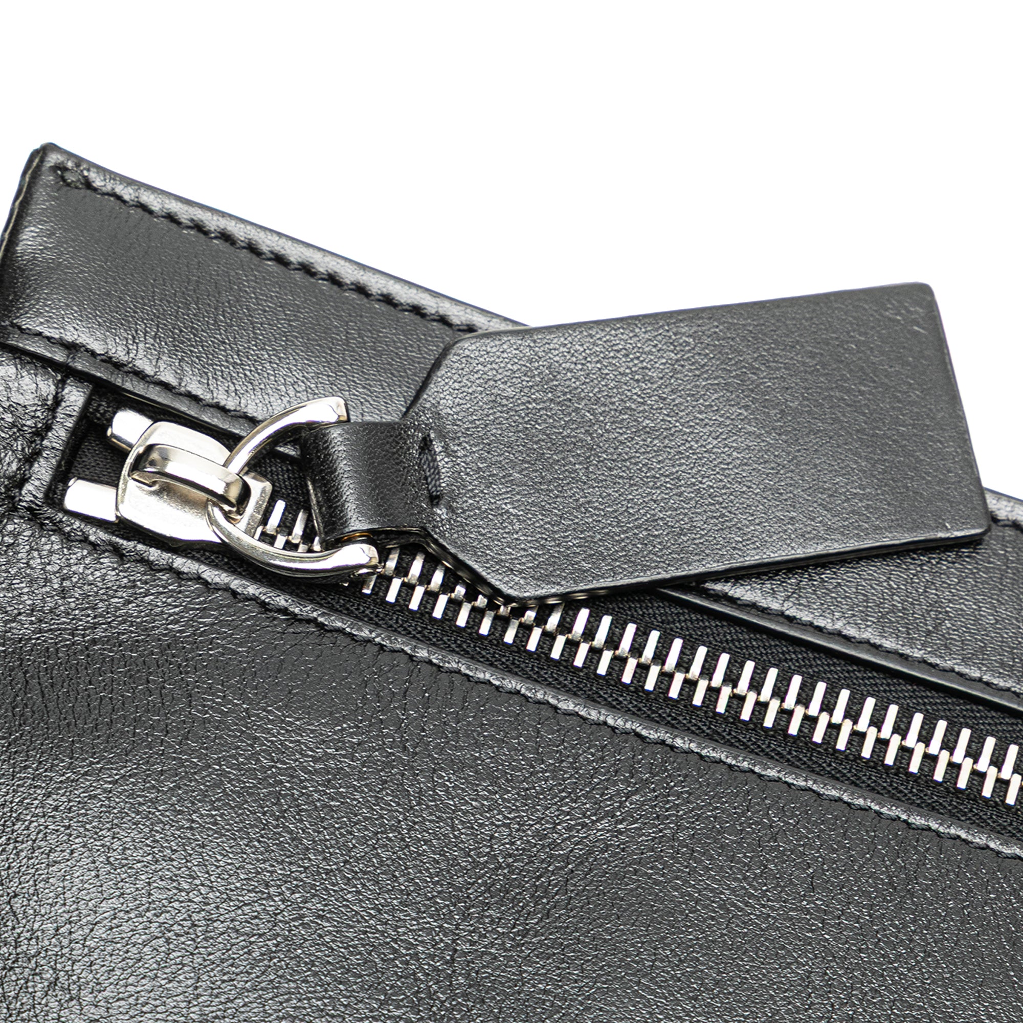 Leather VRing Neck Pouch - Image 9
