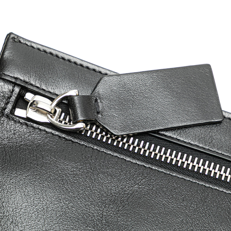 Leather VRing Neck Pouch - Image 9