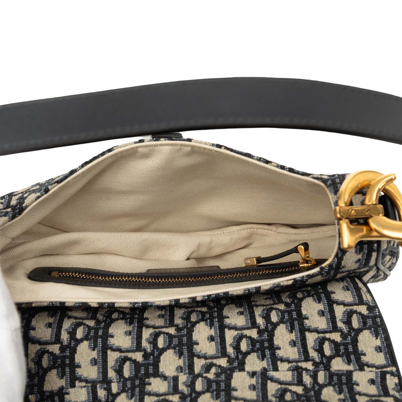 Oblique Canvas Saddle Bag - Image 4