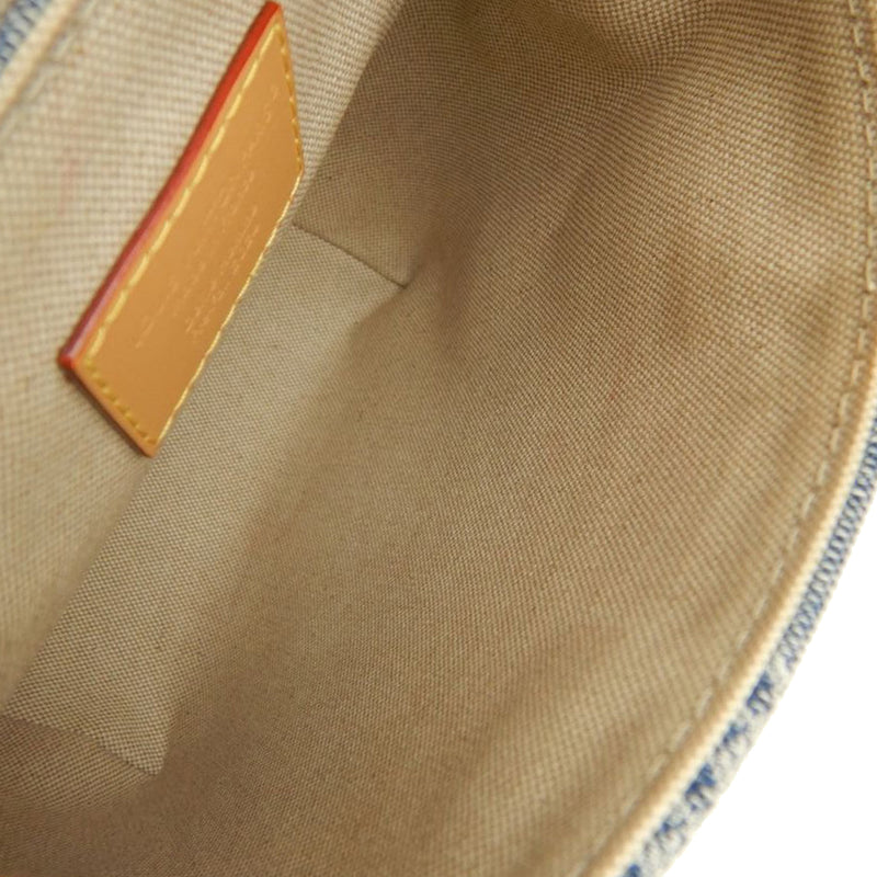 Damier Denim 3D Nano Steamer - Image 6