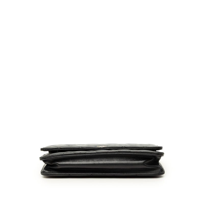 CC Quilted Lambskin Wallet On Chain - Image 3