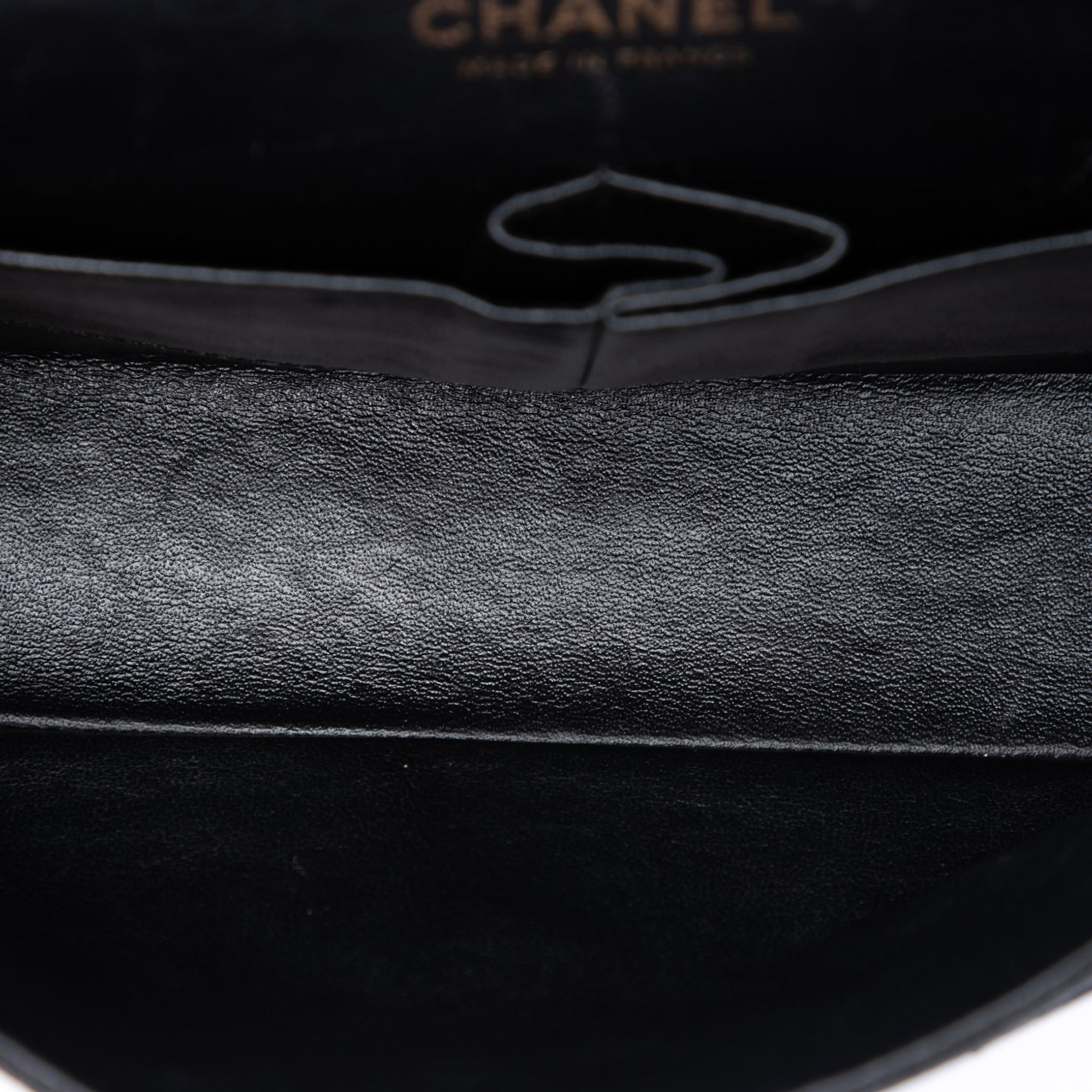 Medium Classic Caviar Double Flap - Image 4