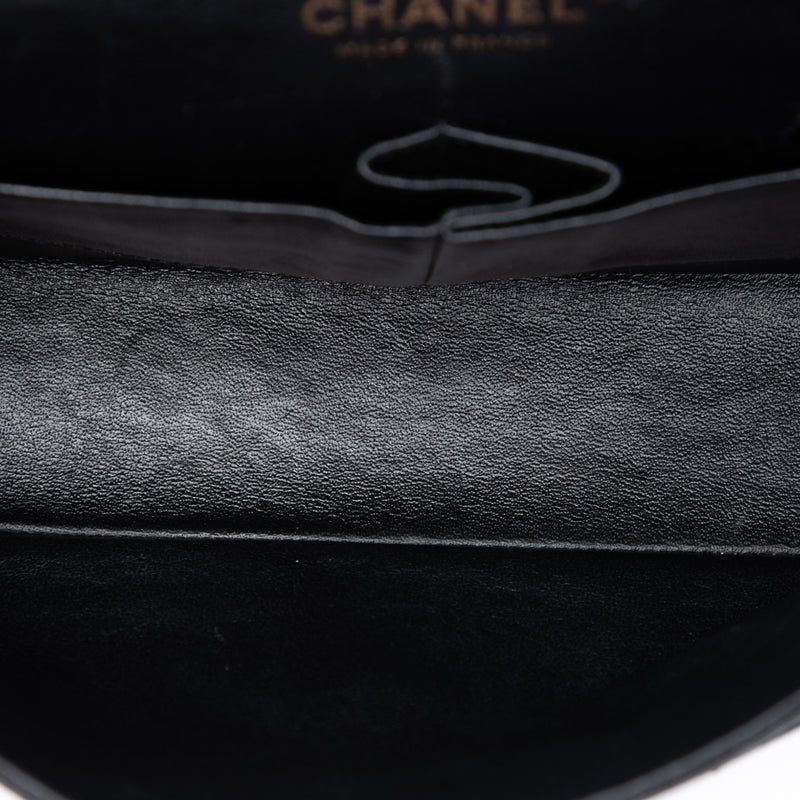Medium Classic Caviar Double Flap - Image 4