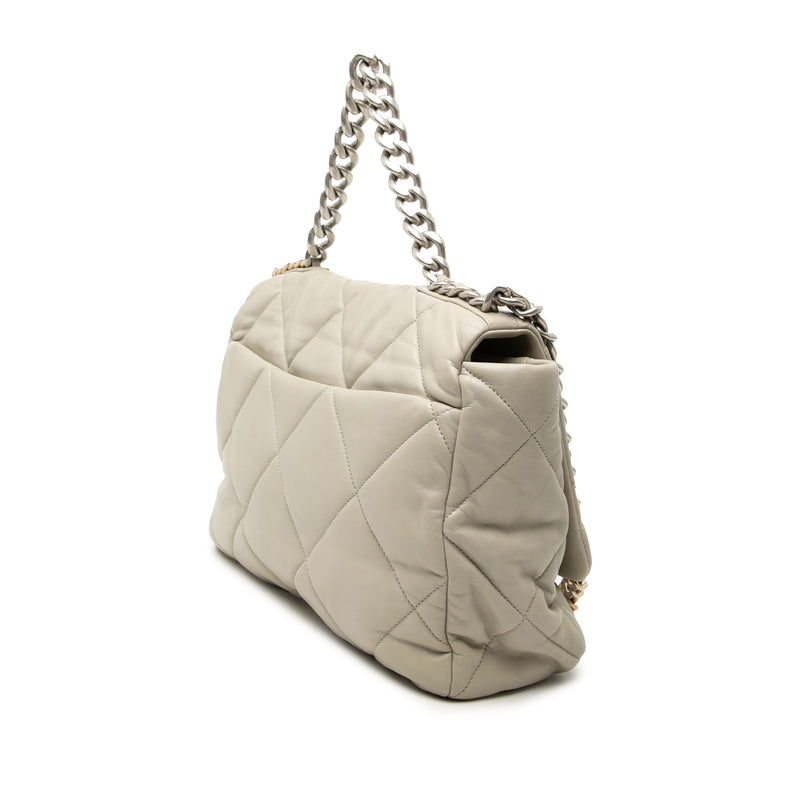 Maxi Lambskin 19 Flap - Image 2
