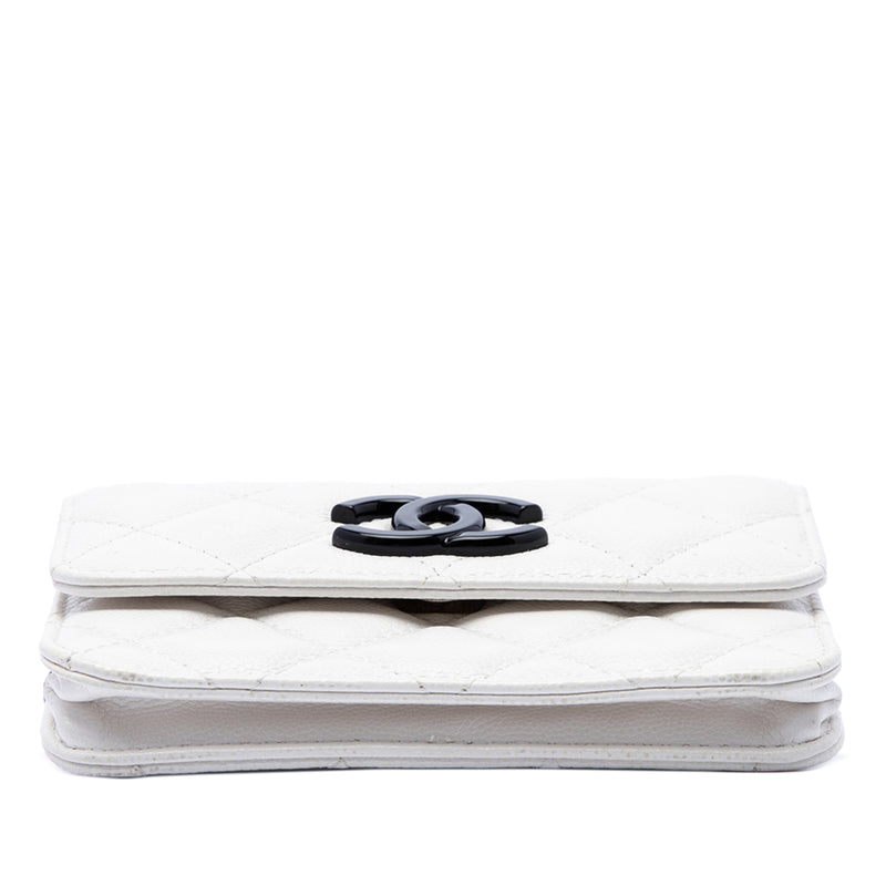 Quilted Caviar My Everything Belt Bag - Image 3