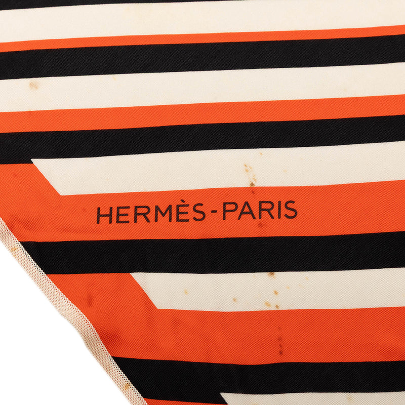 Triangular H Au Galop Silk Scarf - Image 5