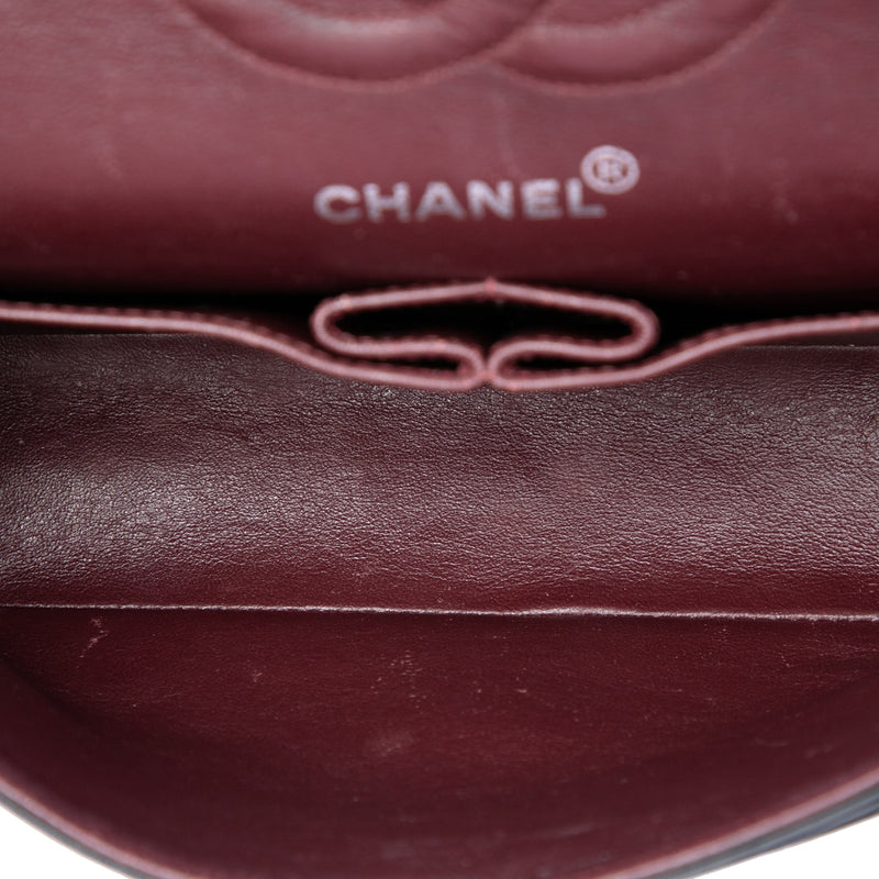 Medium Classic Lambskin Double Flap - Image 4