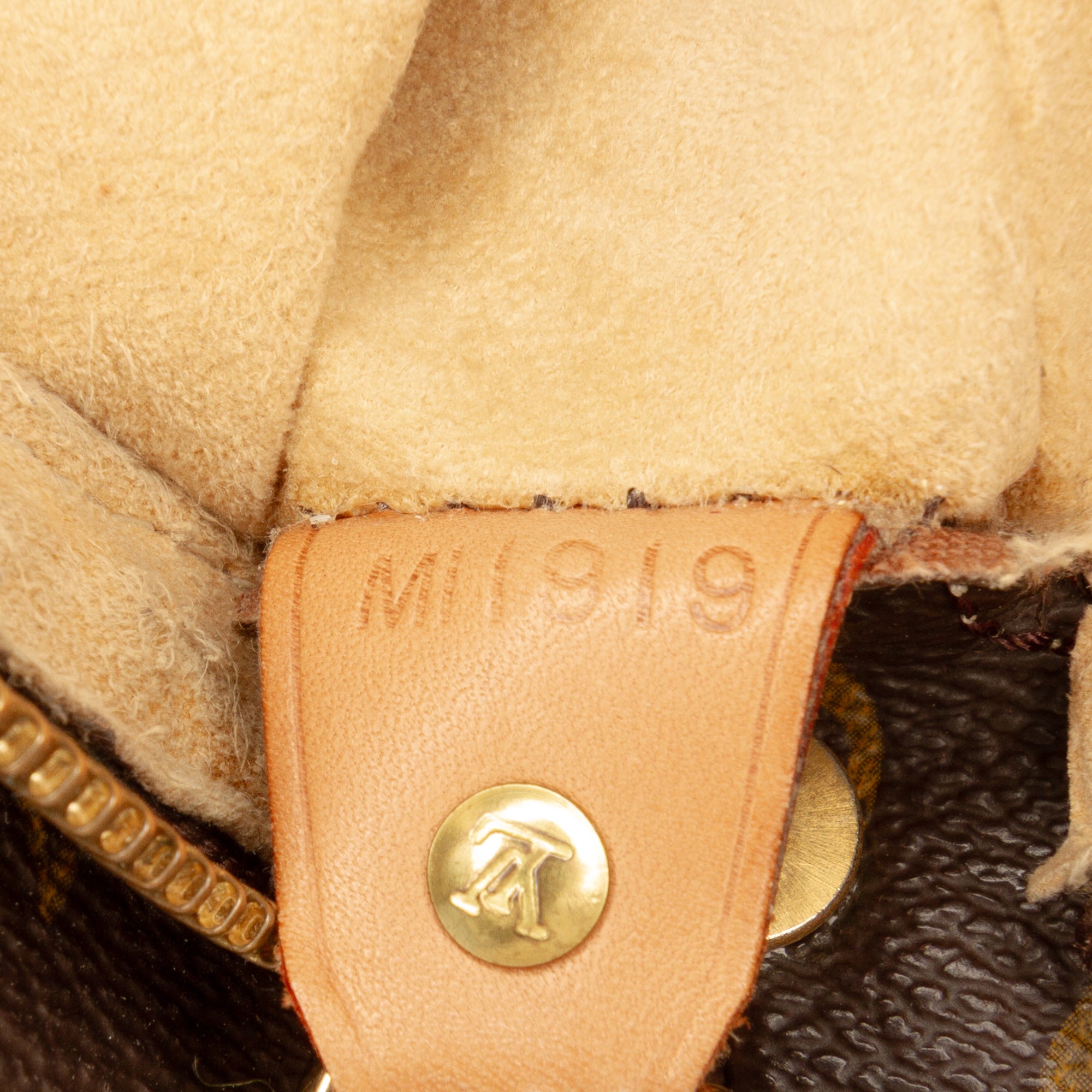 Monogram Looping GM - Image 6