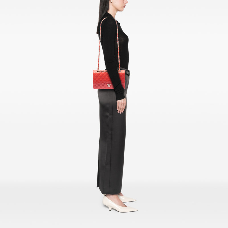Medium Classic Lambskin Double Flap - Image 6