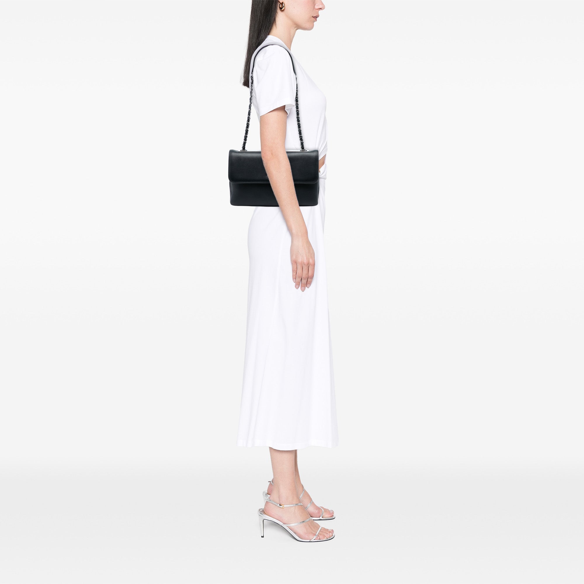 Medium Lambskin Trendy CC Flap - Image 7
