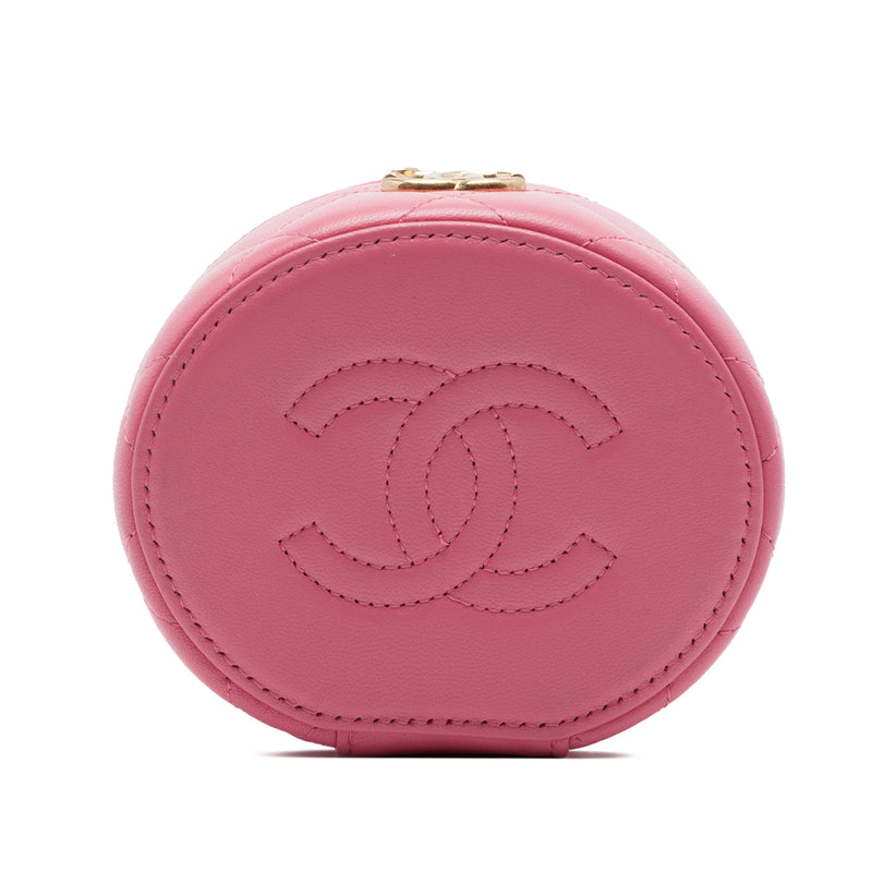 Mini CC Quilted Lambskin Pearl Top Handle Vanity Case with Chain - Image 3
