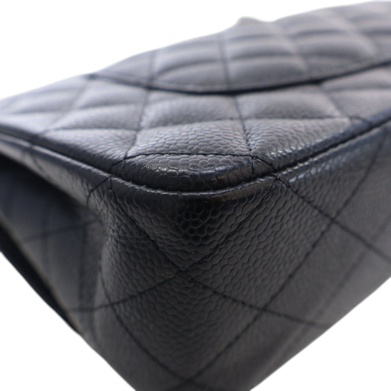 Medium Classic Caviar Double Flap - Image 10