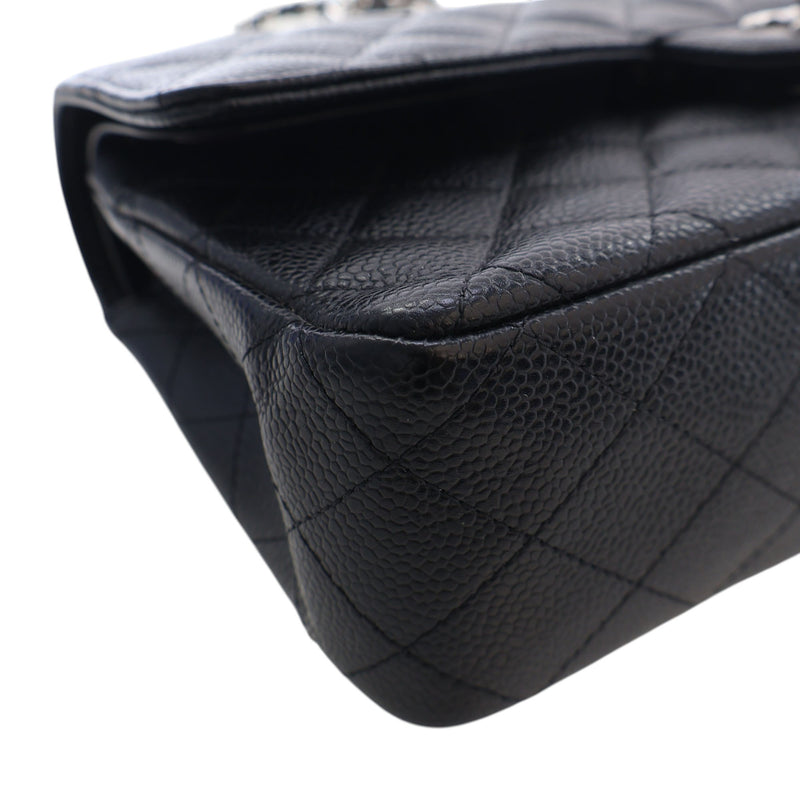 Medium Classic Caviar Double Flap - Image 8