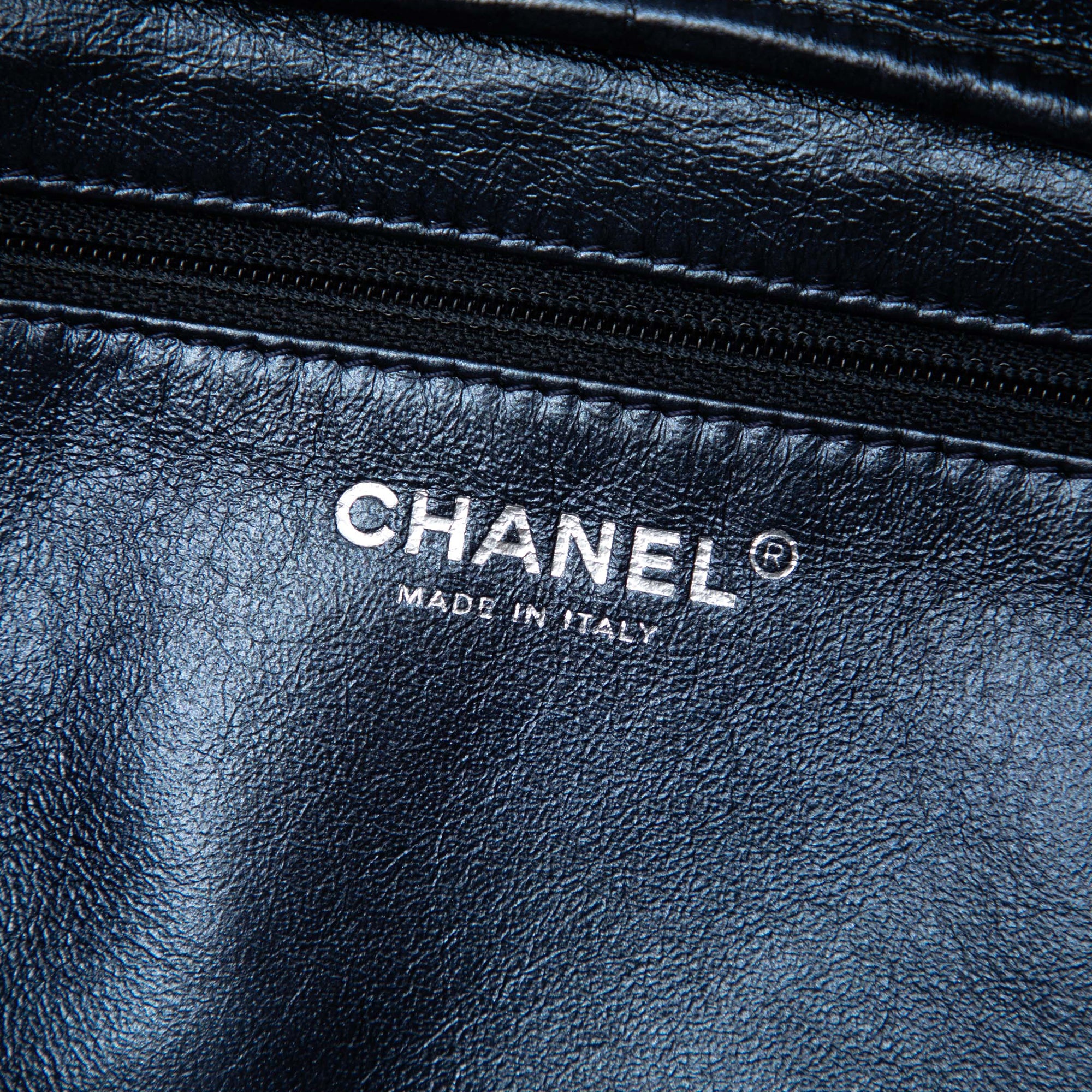 Medium Metallic Quilted Aged Calfskin Reissue Camera Bag - Image 5