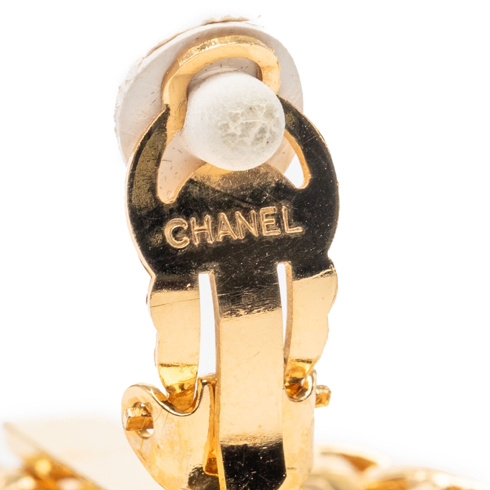 CC Gold Plated Wheat Medallion Clip On Earrings - Image 3