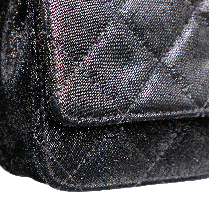 Quilted Iridescent Lambskin Tartan Button Wallet On Chain - Image 9