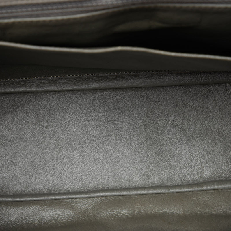 Maxi Classic Caviar Single Flap - Image 4