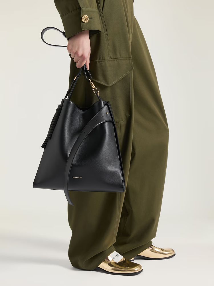 Givenchy Leather With Tassel Shoulder Bag — Black Cuir De Veau