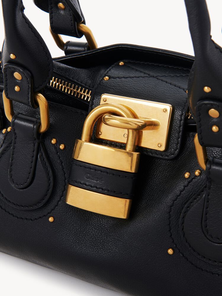 Chloé Pebbled Leather With Chain Handles Shoulder Bag — Black